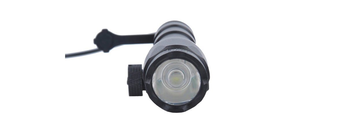 BRAVO / Element M600C Scout Weapon Light